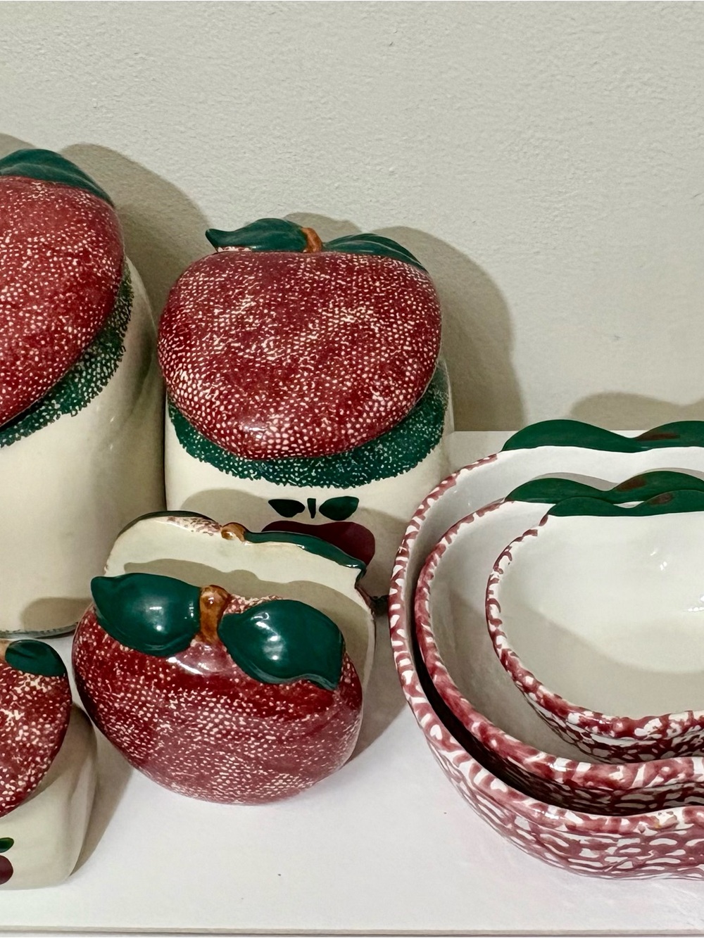 Vintage 1980’s 9 PC Apple Lover’s Lot Spongeware